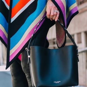 Henri Bendel Surrey Bucket Crossbody Black